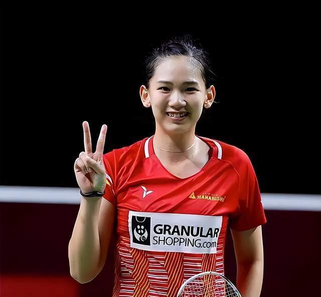 板凳深度显 板凳深度显