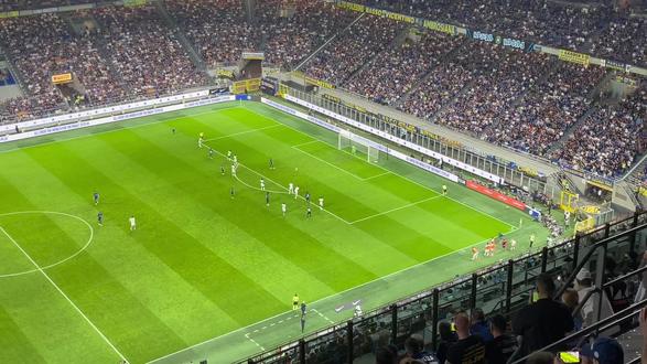 包括滑雪场 包括滑雪场